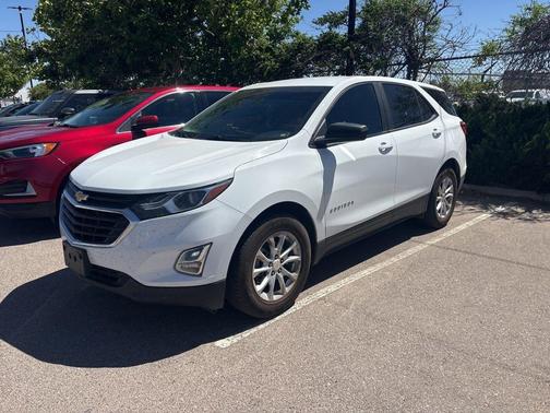 Summit White 2020 Chevrolet Equinox LS