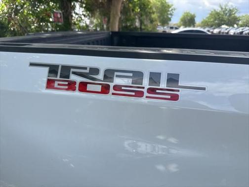 2021 Chevrolet Silverado 1500 Custom Trail Boss