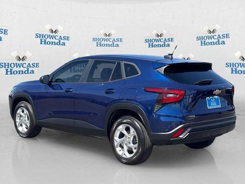 Blue Glow Metallic 2024 Chevrolet Trax LS