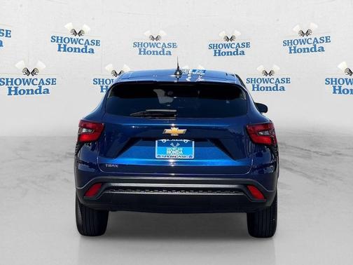 Blue Glow Metallic 2024 Chevrolet Trax LS