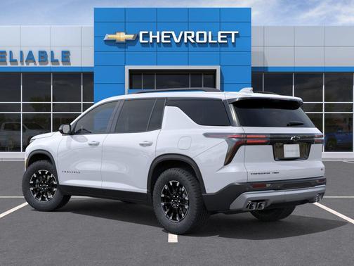 Polar White Tricoat 2026 Chevrolet Traverse AWD Z71