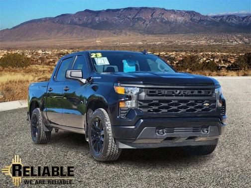 2023 Chevrolet Silverado 1500 Custom