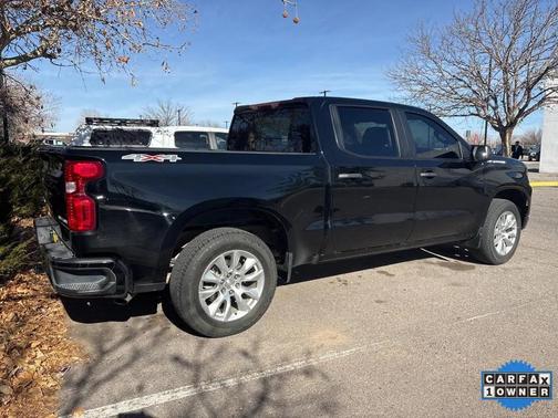 2024 Chevrolet Silverado 1500 Custom