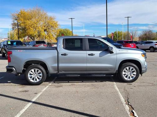 2025 Chevrolet Silverado 1500 Custom