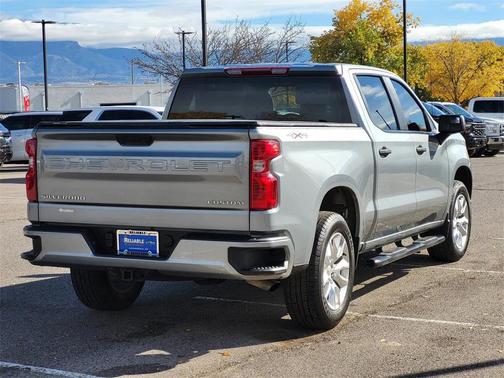 2025 Chevrolet Silverado 1500 Custom