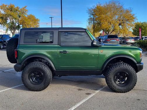 2023 Ford Bronco Base