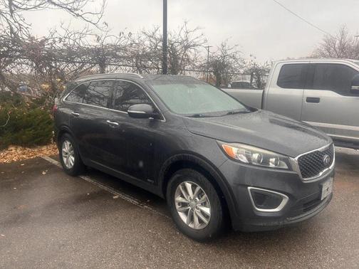 2018 Kia Sorento LX