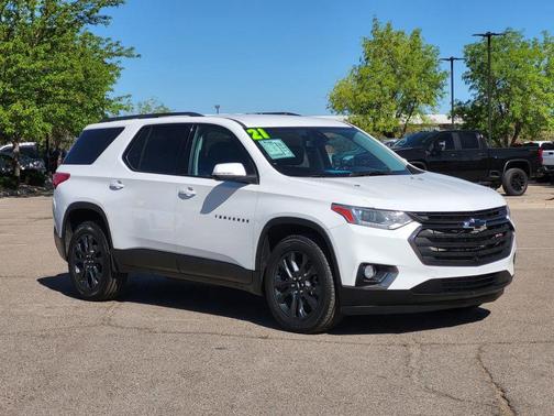 Summit White 2021 Chevrolet Traverse RS