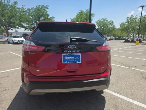 Rapid Red Metallic Tinted Clearcoat 2023 Ford Edge SEL
