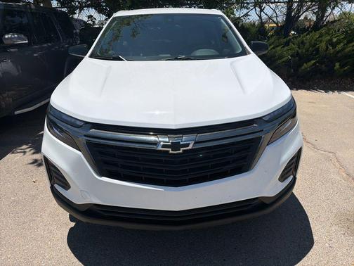 Summit White 2023 Chevrolet Equinox LS