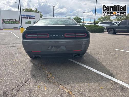 2023 Dodge Challenger SXT