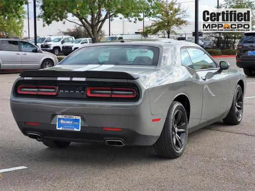 2023 Dodge Challenger SXT