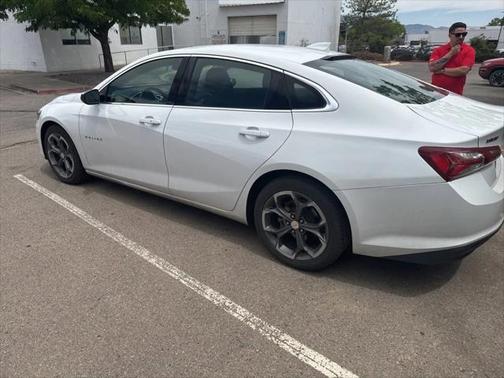 2021 Chevrolet Malibu FWD LT