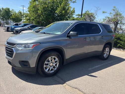 Satin Steel Metallic 2020 Chevrolet Traverse LS
