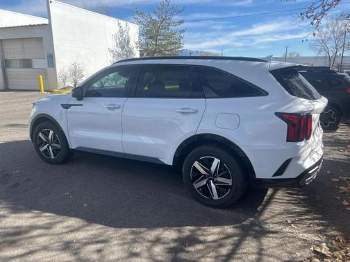 2023 Kia Sorento EX