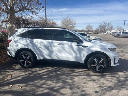 2023 Kia Sorento EX