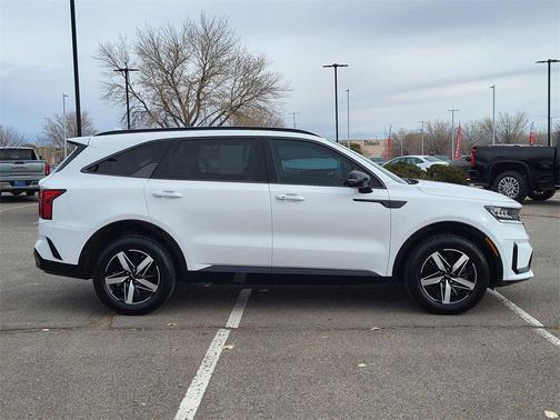 2023 Kia Sorento EX