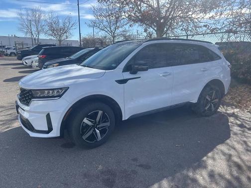 2023 Kia Sorento EX