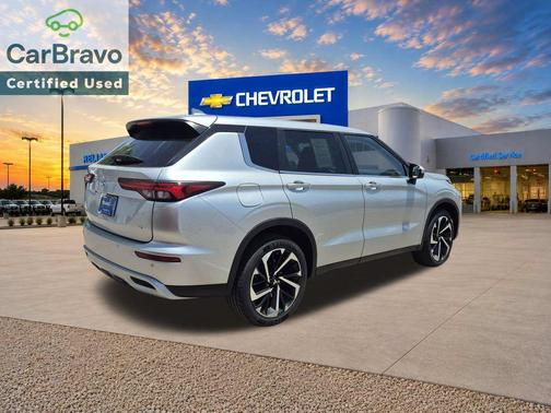 Gray 2024 Mitsubishi Outlander SE S-AWC