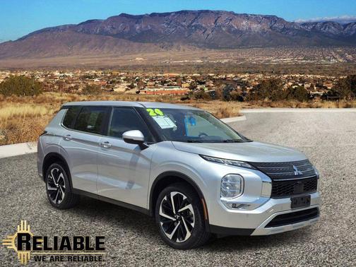 Gray 2024 Mitsubishi Outlander SE S-AWC