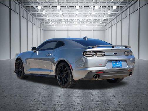 Sharkskin Metallic 2023 Chevrolet Camaro 2SS
