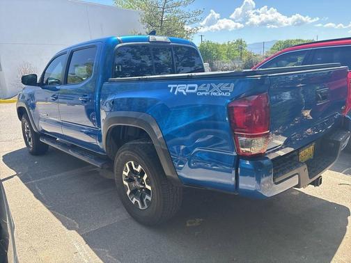 2016 Toyota Tacoma SR