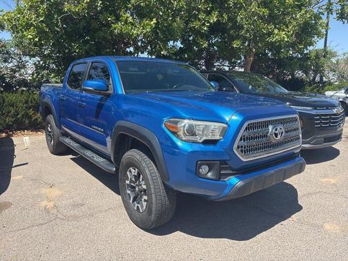 2016 Toyota Tacoma SR