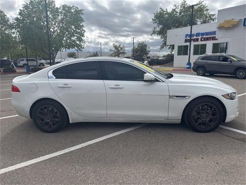 2018 Jaguar XE 25t