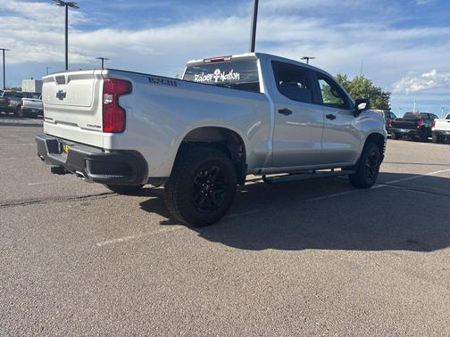 2022 Chevrolet Silverado 1500 Custom Trail Boss