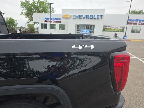 Onyx Black 2025 GMC Sierra 1500 SLT