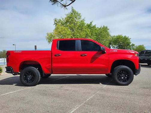 2022 Chevrolet Silverado 1500 Custom Trail Boss