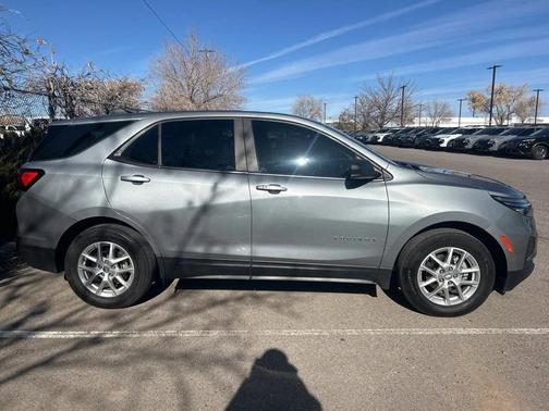 2023 Chevrolet Equinox LS