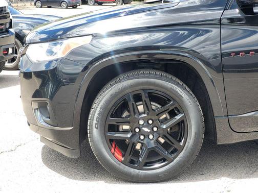 Mosaic Black Metallic 2020 Chevrolet Traverse Premier