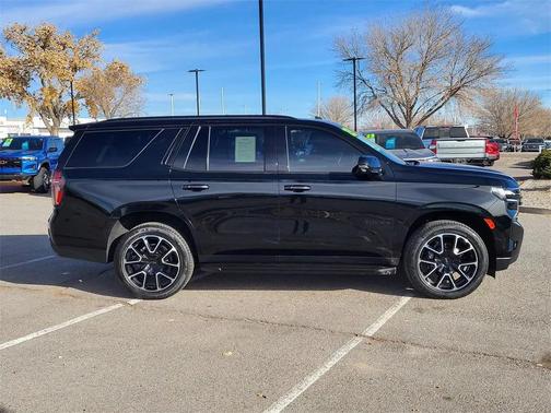 2023 Chevrolet Tahoe 4WD RST