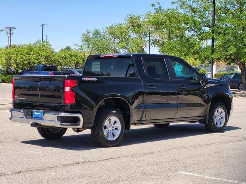 Black 2025 Chevrolet Silverado 1500 LT