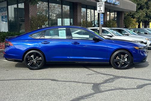 2025 Honda Accord Hybrid 