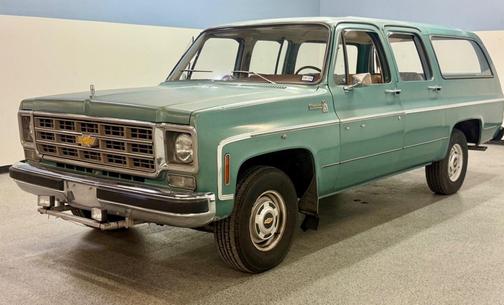1977 Chevrolet Suburban Base