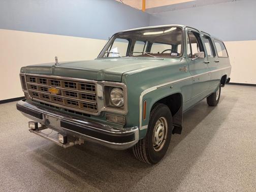 1977 Chevrolet Suburban Base