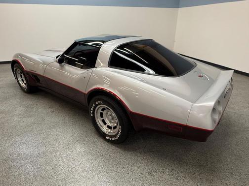 Silver 1982 Chevrolet Corvette Coupe