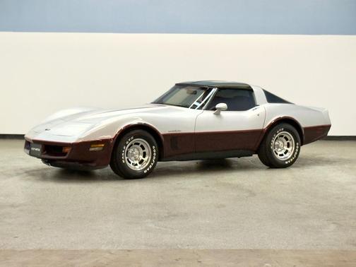 Silver 1982 Chevrolet Corvette Coupe