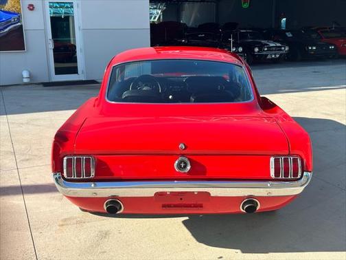 1965 Ford Mustang Base