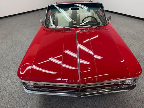 1962 Oldsmobile F-85 Cutlass