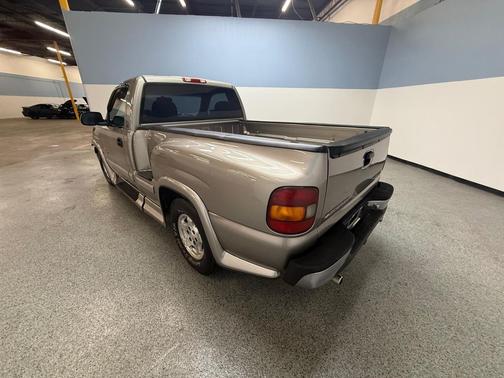 Pewter 2000 Chevrolet Silverado 1500 LS