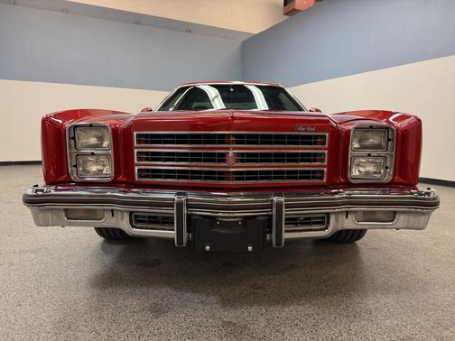 1976 Chevrolet Monte Carlo Landau Edition