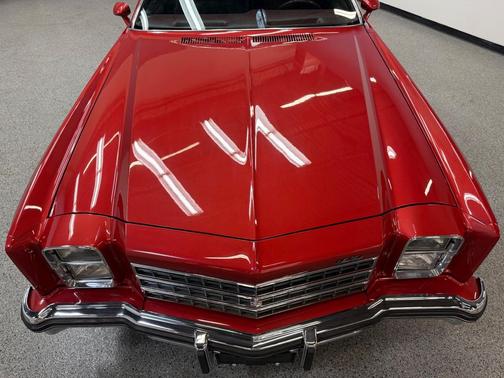 1976 Chevrolet Monte Carlo Landau Edition