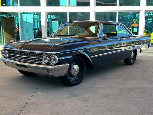1961 Ford Galaxie Base