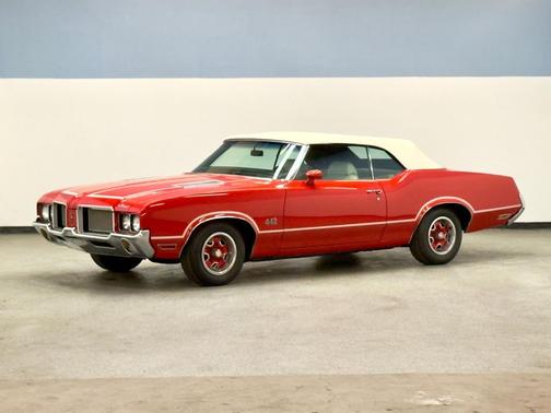 Red 1972 Oldsmobile Cutlass Supreme Base