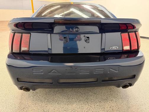 2001 Ford Mustang Base