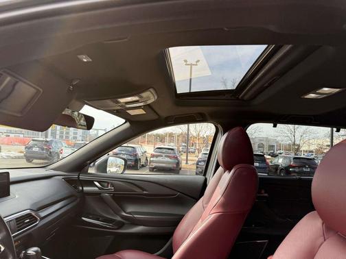 2023 Mazda CX-9 Carbon Edition