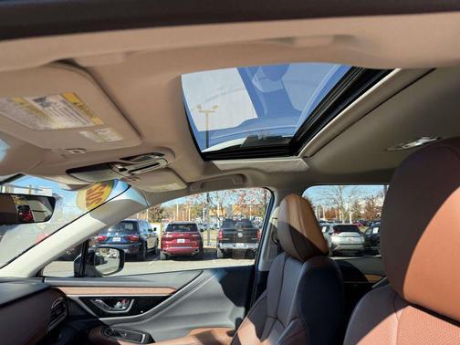 2022 Subaru Outback Touring